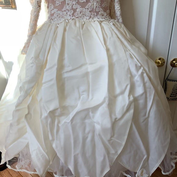 VINTAGE SAKS FRANK MASANDREA DIAMOND COLLECTION WEDDING GOWN WITH TIARA VEIL - Picture 5 of 16